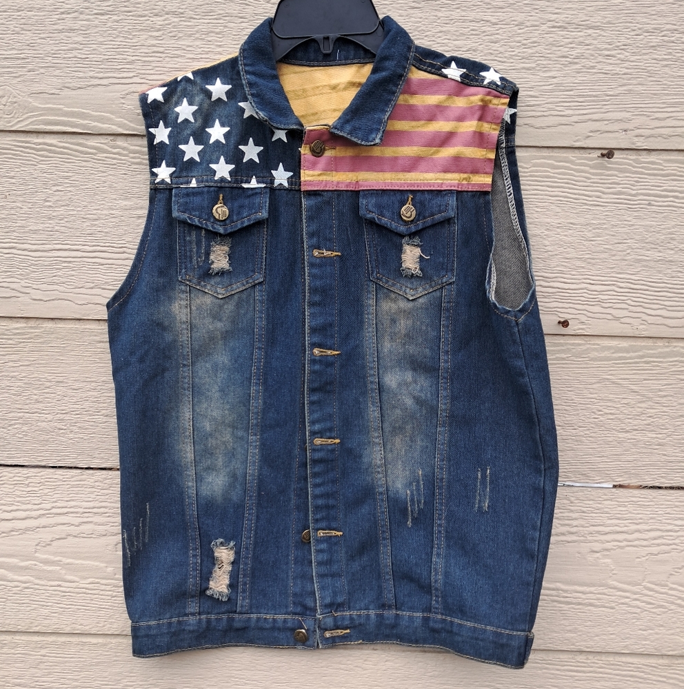 New Tang Ku Mens American Flag USA Dark Denim Biker Vest Sz L Distressed Patriot